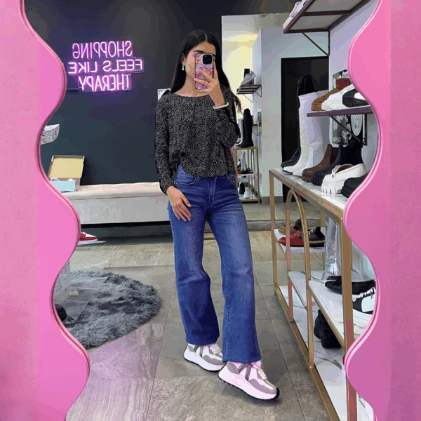 Tenis con plataforma chunky en color blanco con gris y plateado